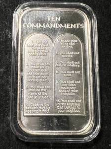 lot 04 image: 1 TROY OZ .999 FINE SILVER 10 COMMANDMENTS BAR IN AIRTITE
