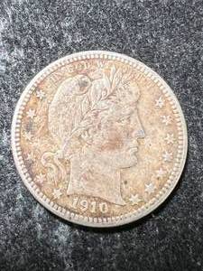lot 18 image: 1910 US BARBER QUARTER