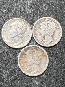 lot 35 image: 3 US MERCURY DIMES 1926-S 1937 1941-D