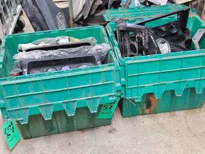 CONTENTS OF TWO GREEN TOTES - DASHBOARD COMPONENTS