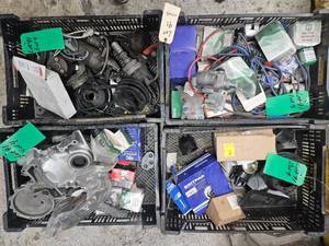 4 CRATES OF ENGINE COMPONENTS AND BRACKETS