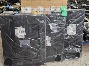 NEW IN BOX DEFENDER INTERIOR DOOR PANELS