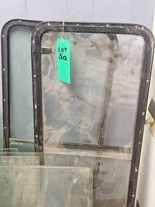 GLASS PANELS AND REAR SLIDING WINDOWS