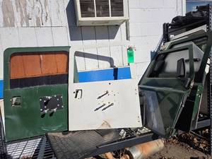 5 SIDE AND BACK DEFENDER DOORS&nbsp