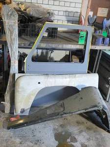 DEFENDER BODY PARTS- DOOR AND WING PANELS