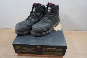 lot 18 image: Irish Setter Edgerton XD Mens 6 Work Boots Style 83690 - Size 10.5