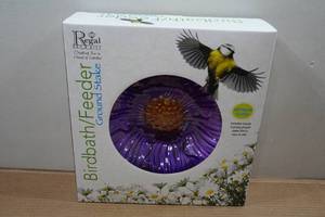 lot 47 image: Regal BirdbathFeeder with Ground Stake