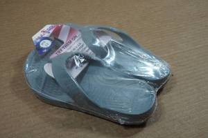 lot 53 image: Nuusol Unisex Cascade Sandals - Size 54