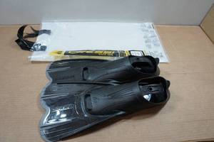 lot 56 image: Cressi Agua Adult Fins - Size 4748, 11.512.5