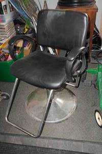Swivel Salon Chair