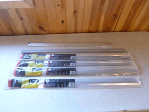 lot 26 image: 6 AluminumVinyl Door Bottoms