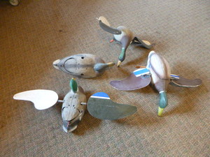 lot 37 image: 4 Duck Decoys