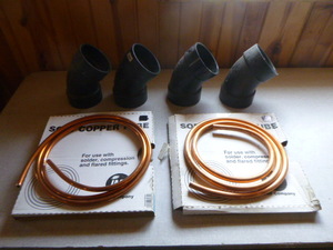 lot 38 image: Plumbing Items