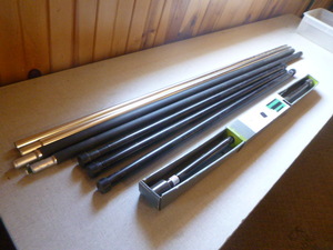 lot 39 image: Shower and Closet Rods