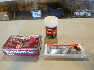 lot 41 image: Auto Body Repair Items