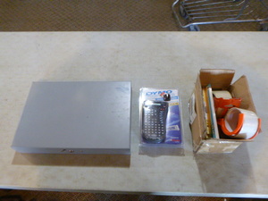 lot 44 image: Office Supplies