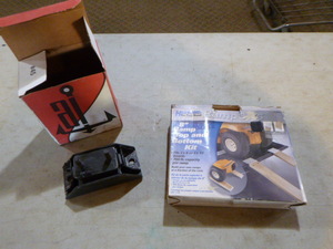 lot 57 image: Transmission Mount and Ramp TopBottom Kit