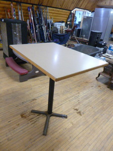 lot 68 image: High Top Table