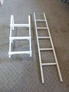 lot 84 image: Pool Ladders