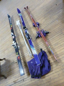 lot 97 image: 3 Pair of Downhill Skis