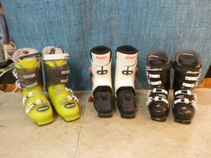lot 114 image: 3 Pair of Youth Downhill Ski Boots