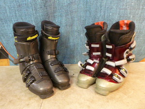 lot 116 image: 2 Pair of Mens Downhill Ski Boots