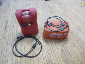 lot 125 image: 2 Gas Tanks