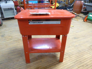lot 160 image: Performance Tool Parts Washer