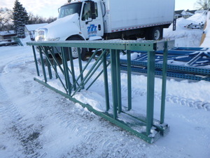 lot 4 image: 5 Pallet Racking Uprights