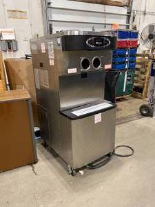 lot 13ET image: Soft Serve Ice Cream Machine (598746) UNTESTED AS IS