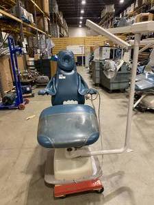 lot 21ET image: Dentist Chair (599085)