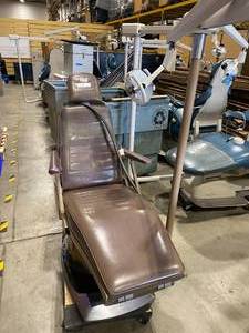 lot 25ET image: Dentist Chair (599094)