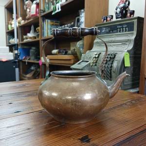 lot 33 image: Vintage Copper Plated � Wood Handle � Tea Pot
