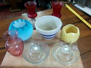 lot 98 image: Collection of glass -  beautiful blue thin glass vase with unique top � USA made flower pot � vintage juicers and candle holders