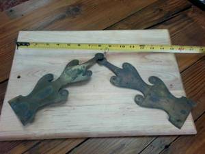 lot 134 image: Thin Brass Cutouts