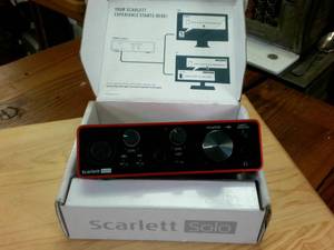 lot 185 image: Scarlett Solo USB third generation audio interface