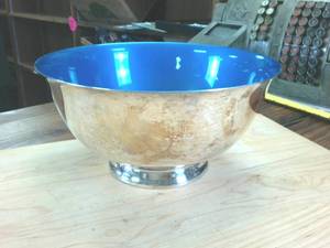 lot 220 image: 8 inch Reed and Barton Silver Plate Bowl with Beautiful Blue enamel