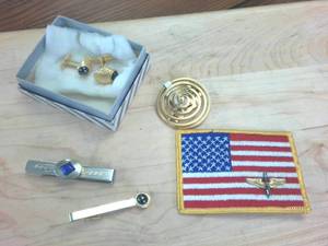 lot 233 image: Nice jewelry collection Propeller on button (see patch) cuff links � spiral broach