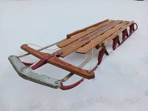 lot 10 image: Authentic Vintage Blazing Flexible Flyer Steel Runner Sled � 61 inches long