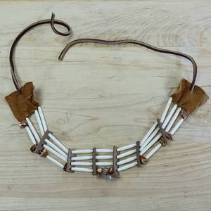 lot 402 image: Handmade genuine leather hairbone pipe beads and stone choker