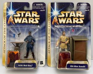 lot 7 image: 2003 STAR WARS Attack Of The Clones Ep2 Gold Series Action Figures (New Old Stock)