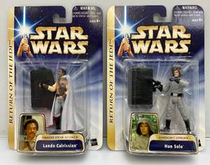 lot 12 image: 2004 STAR WARS Return Of The Jedi Gold Series Action Figures (New Old Stock)