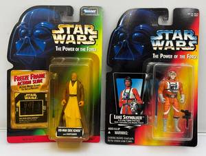 lot 19 image: 1995-1997 STAR WARS Power Of The Force Action Figures 1Freeze Frame Action Slide (New Old Stock) One Bubble Yellowed
