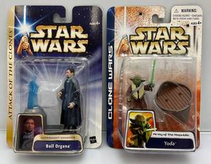 lot 20 image: 2003 STAR WARS Attack Of The Clones And Clone Wars Action Figures (New Old Stock)