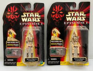 lot 27 image: 1998 STAR WARS Episode 1 Action Figures With CommTech Chips (New Old Stock)