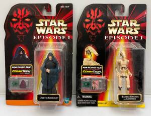 lot 30 image: 1998 STAR WARS Episode 1 Action Figures With CommTech Chips (New Old Stock)
