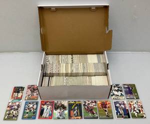 lot 99 image: Misc. Unsorted Sports Cards