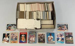 lot 106 image: Misc. Unsorted Baseball Cards