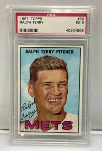 lot 114 image: PSA EX 5 Graded 1967 TOPPS Ralph Terry Mets Facsimile Autographed Card