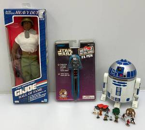 lot 206 image: Misc. STAR WARS And GI Joe Collectibles